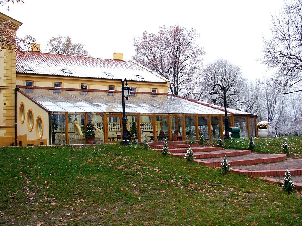 Palac Piorunow & Spa Kwiatkowice Exterior photo