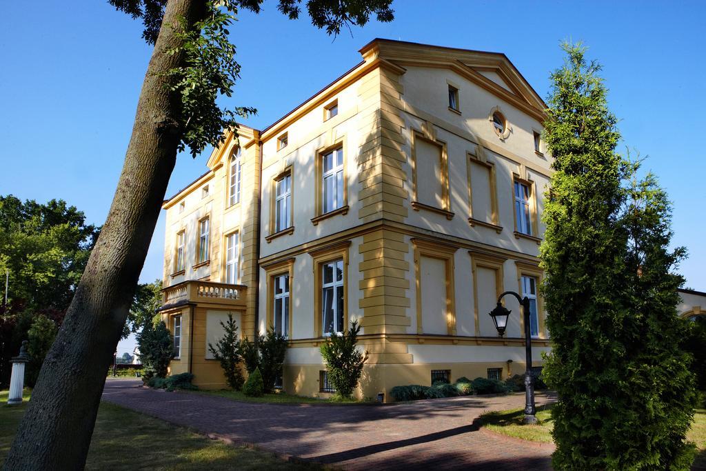 Palac Piorunow & Spa Kwiatkowice Exterior photo